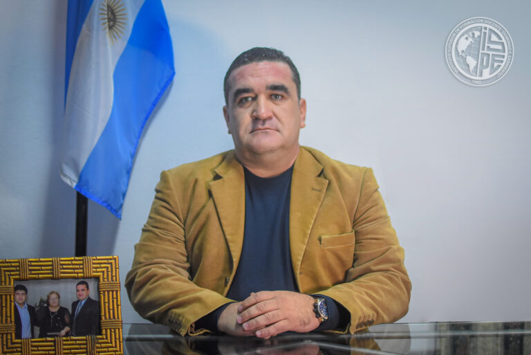 Ricardo Azcona - Representante Legal