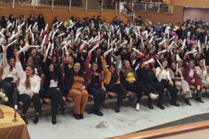 Decenas de DOCENTES SANJUANINOS recibieron su diploma